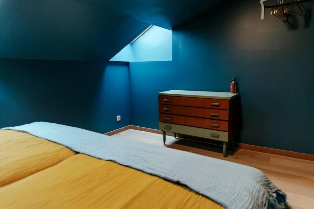 Le Retro Chic - Grand Duplex Pour 6 Dans Le Centre Apartment Liege Bagian luar foto